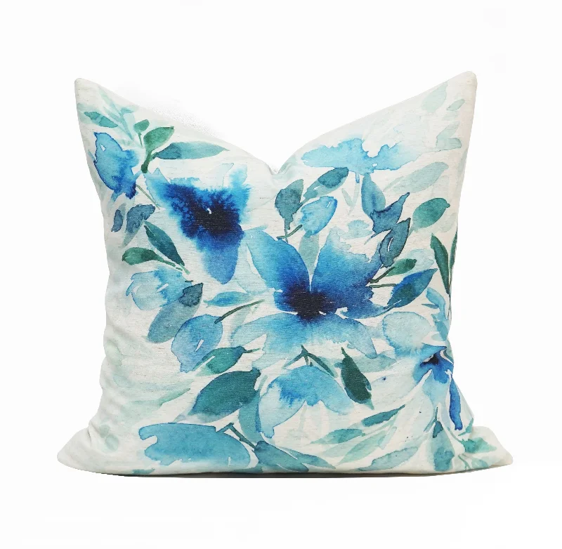 Bianca Rosen Cover | Blue Florals | 20"x 20"