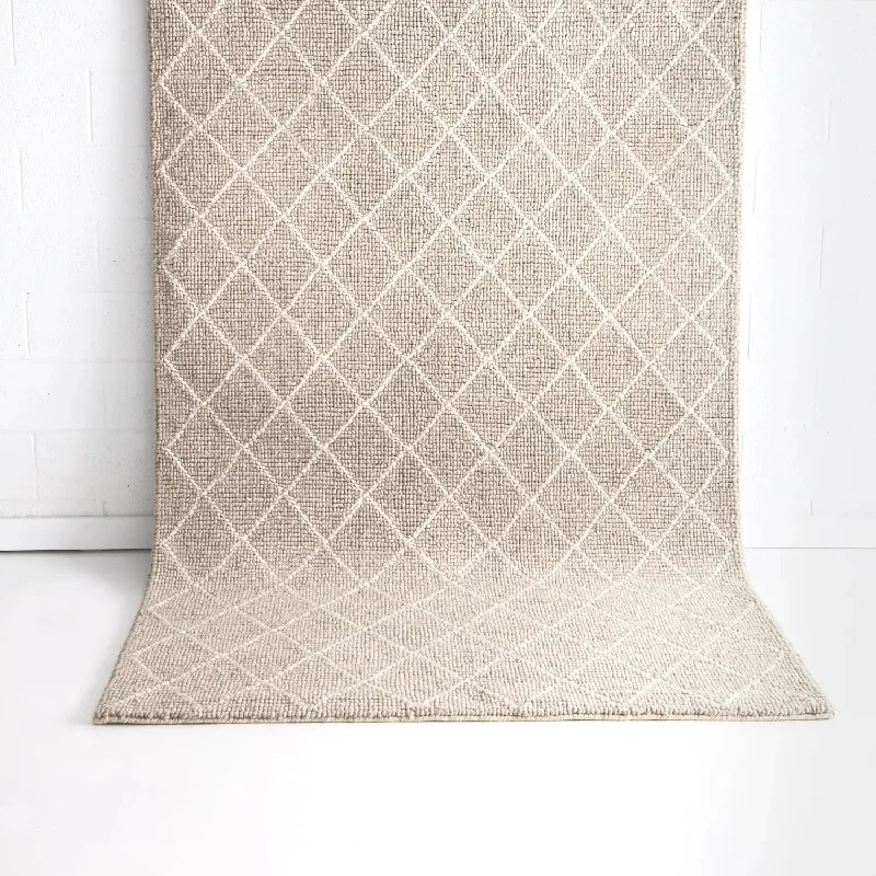 Argyle Diamond Weave Beige Rug