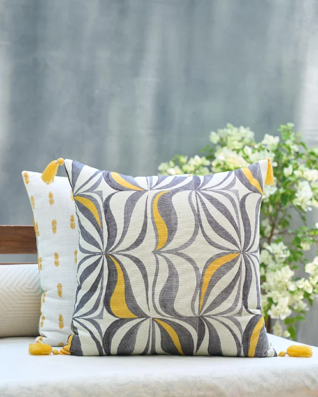 Mudita Cushion Cover