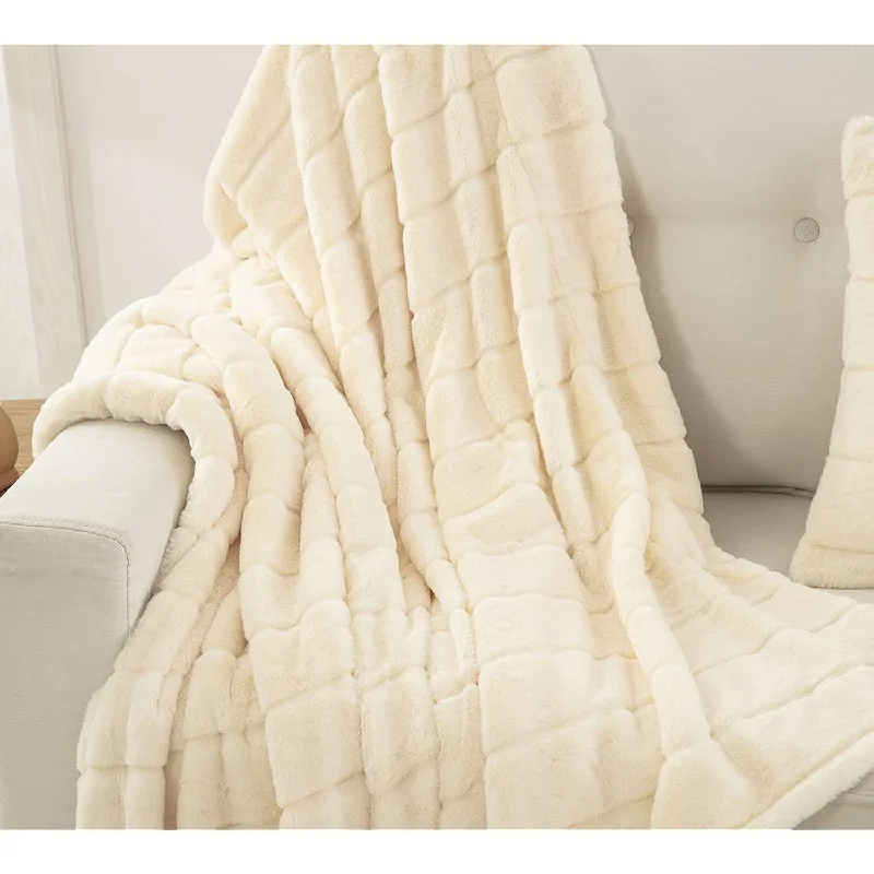 Ultra Soft Reversible Faux Fur Throw, Thick Fluffy Blanket For Winter Sofa Cou