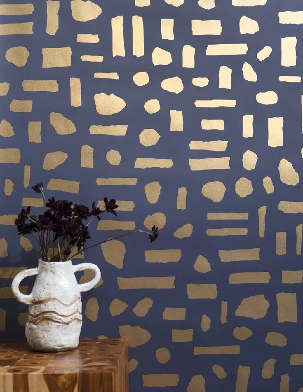 The Pearl Wallpaper in Gold on Charcoal