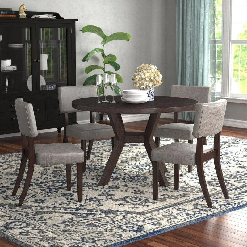 Balentine 4 - Person Dining Set