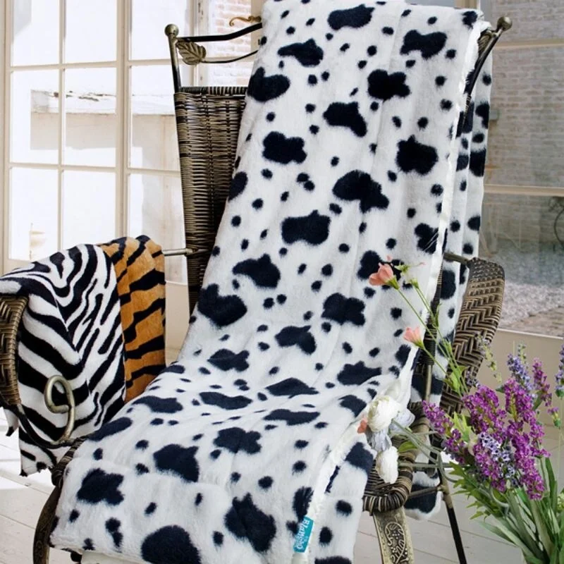 Dalmatian Micro Mink Fur Throw Blanket w/ 14.5 OZ filling (50 by 70 inches)